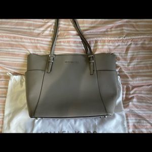 Michael Kors Tote